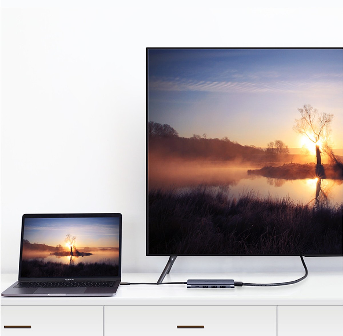 Cáp chuyển USB-C sang HDMI kèm Hub USB 3.0 Ugreen 50209