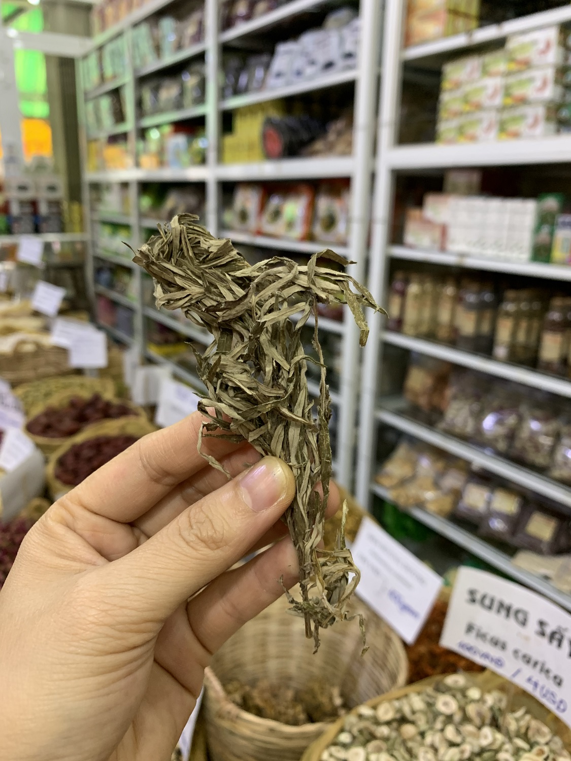 Lá Ngải Cứu Khô 100g