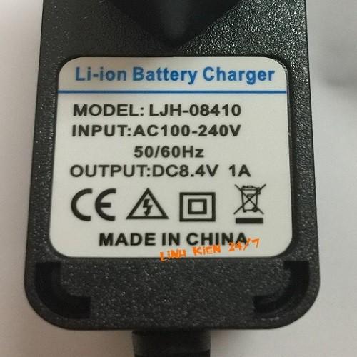 ADAPTER 8.4V-1A SẠC PIN 2S-7.4-8.4V