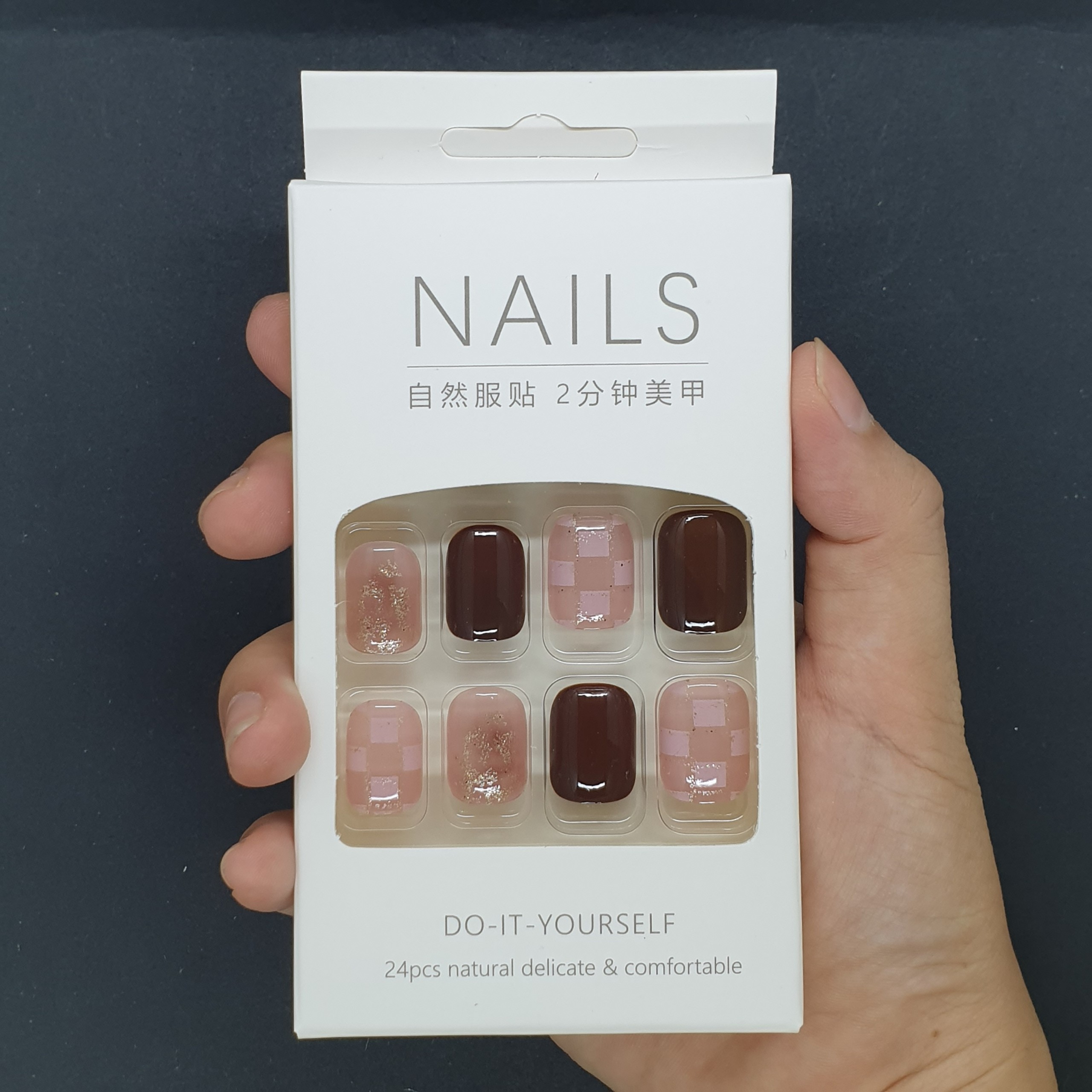 Bộ 24 móng tay giả nailbox ngắn đỏ caro nhũ 💖💖 SẴN KEO DÁN 💖💖