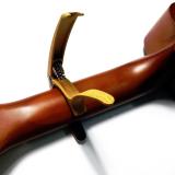 Capo kẹp đàn guitar vân gỗ vàng sáng