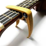 Capo kẹp đàn guitar vân gỗ vàng sáng