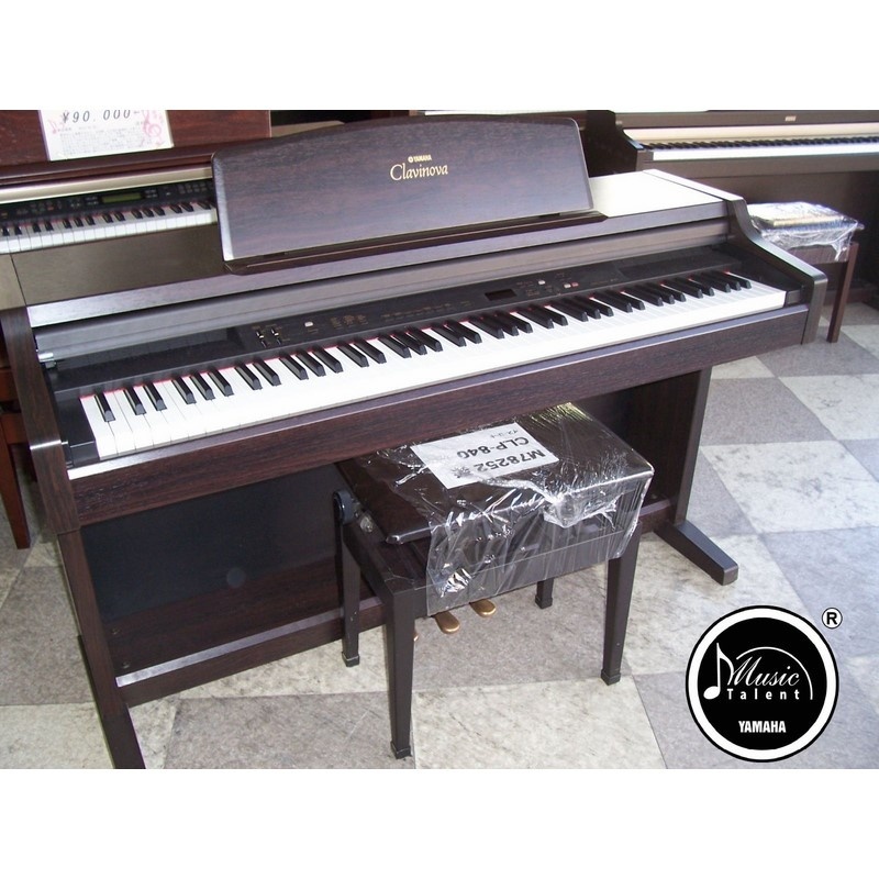 Đàn Piano Yamaha Clavinova CLP 820 HÃNG YAMAHA 12 tháng