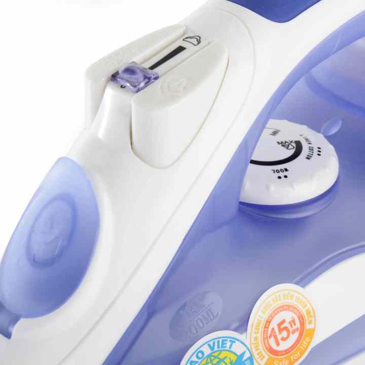 Bàn ủi hơi nước Comet CM1132 (Xanh)