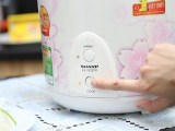 Nồi cơm nắp gài Sharp KS-192ETV 1.8 lít