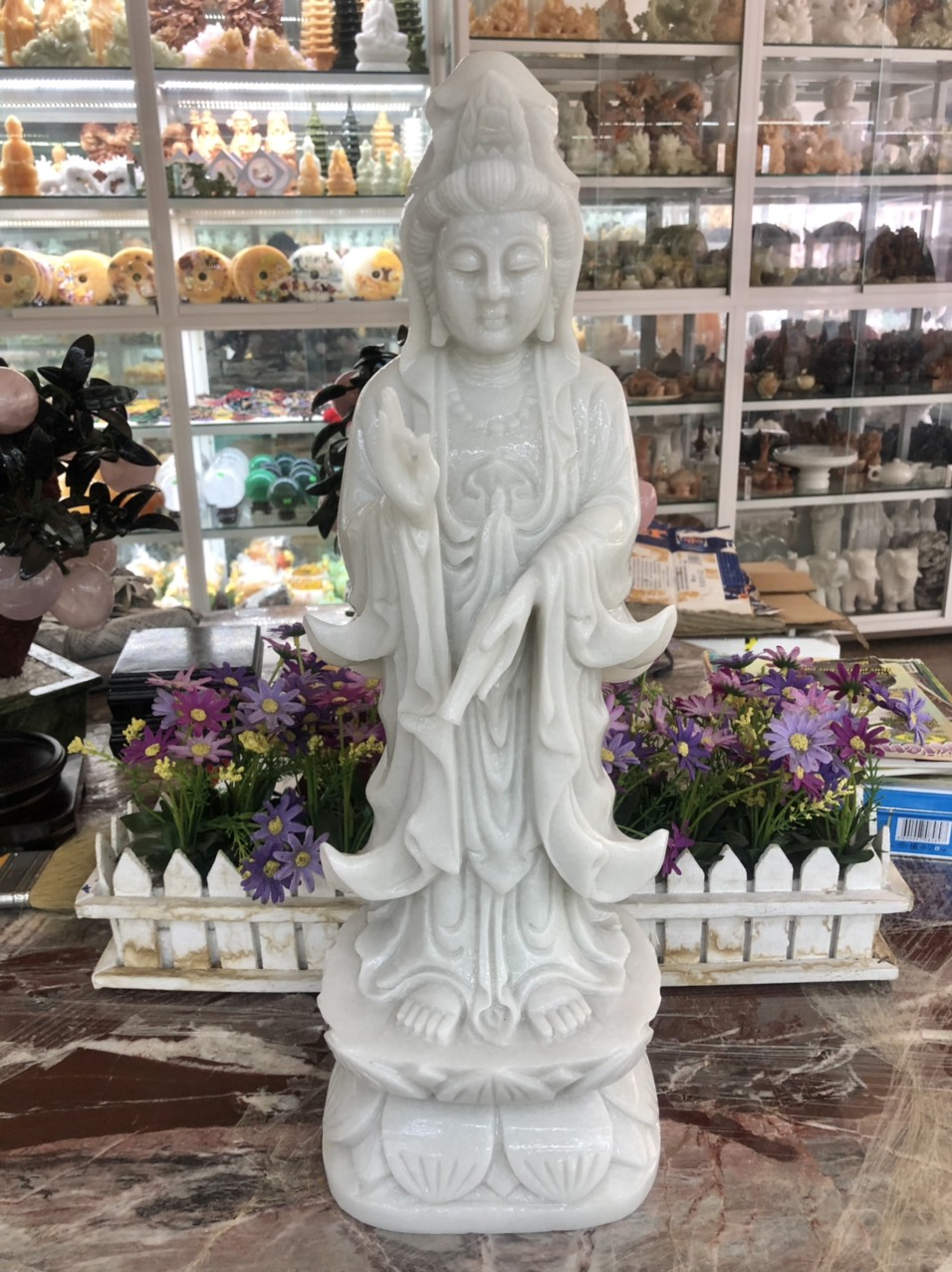 Tượng Phật Bà Quan Thế Âm Bồ Tát đứng đài sen đá cẩm thạch trắng - Cao 50 cm