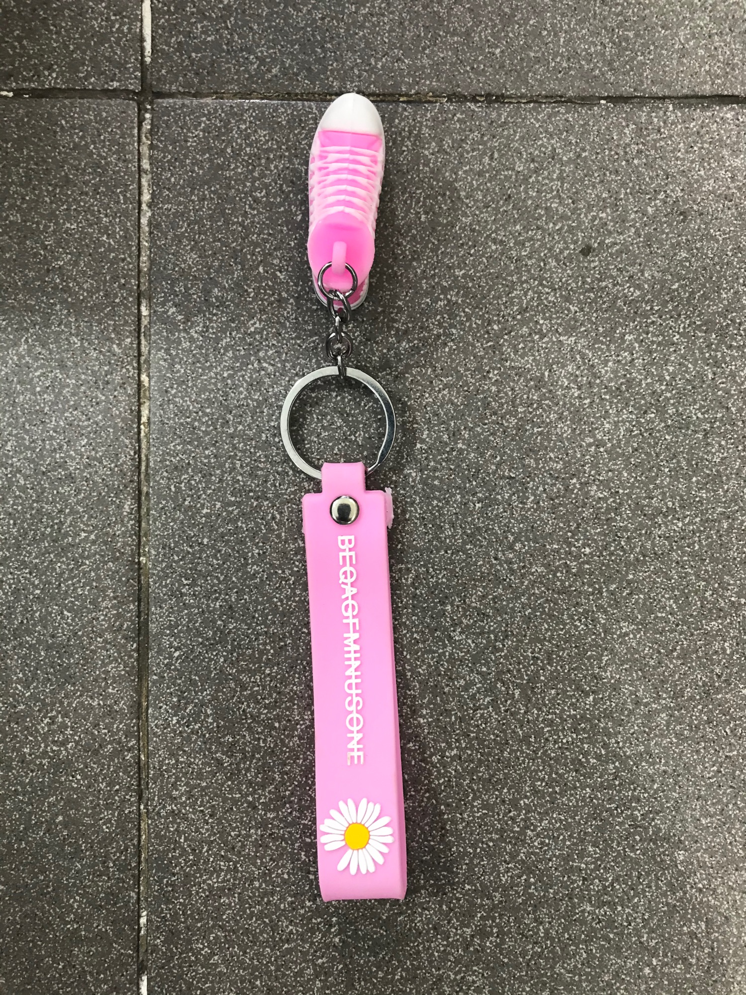 [HCM]Móc khoá đôi giày
