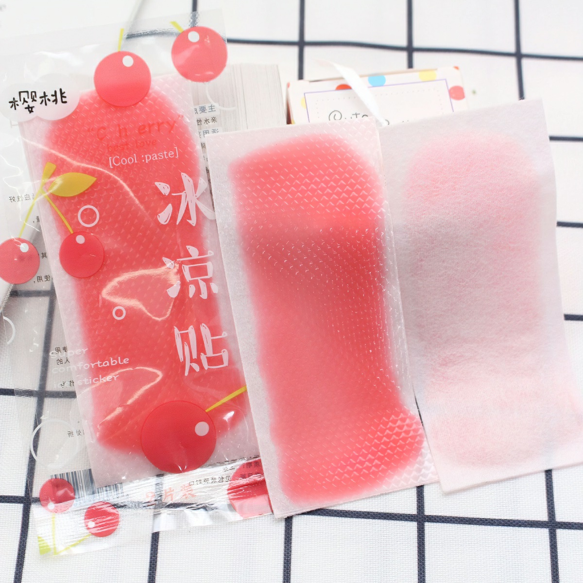 Pack of 2 Body Cooling Cold Patches to Prevent Sunstroke