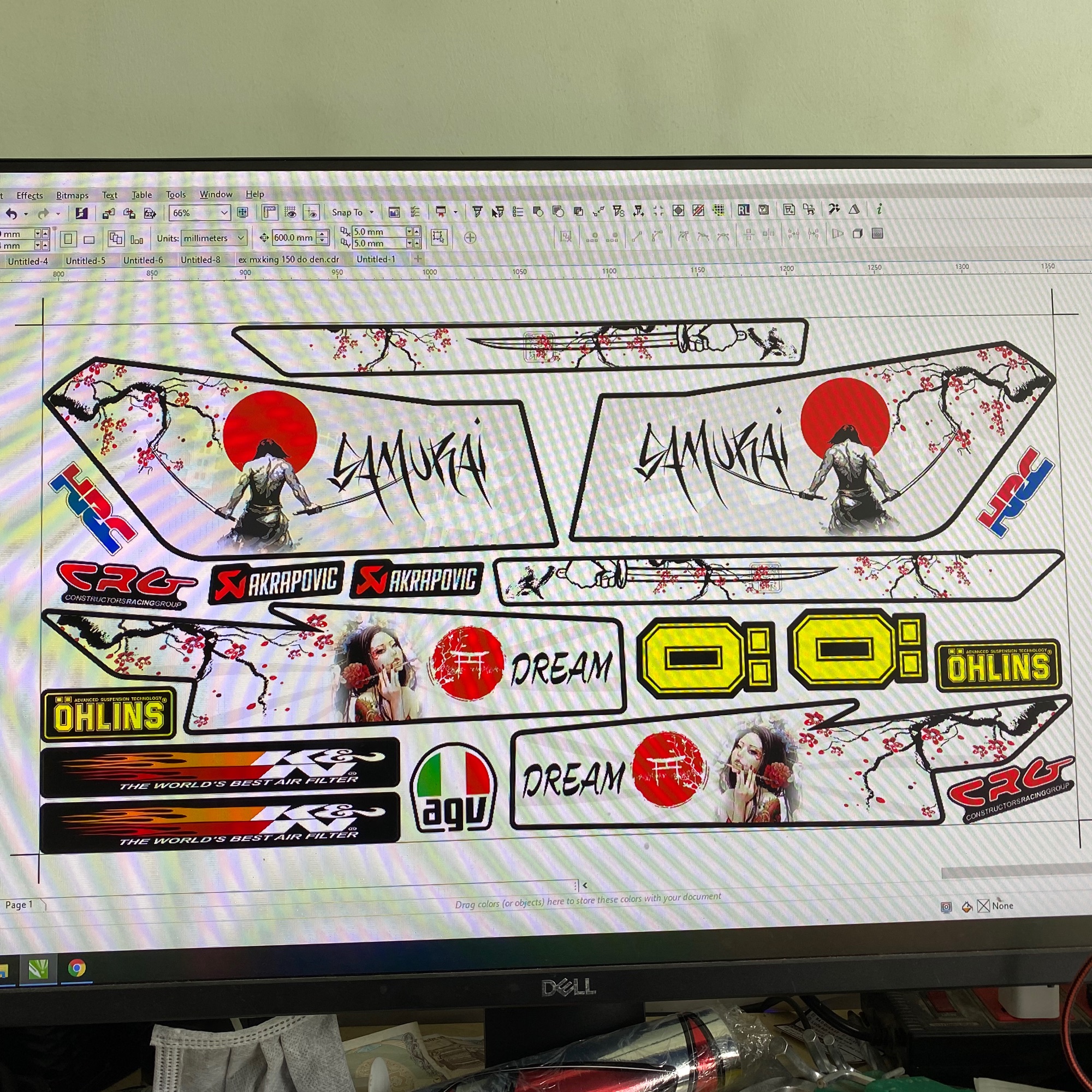 Tem rời xe Dream Samurai tặng kèm logo