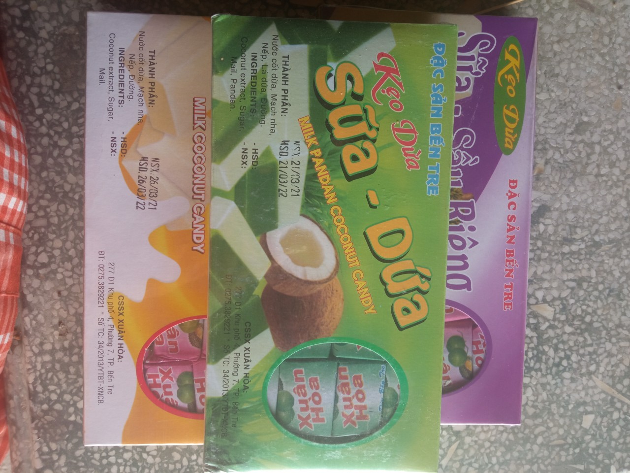 1 hộp kẹo sữa dừa siêu ngon( hộp 300g)