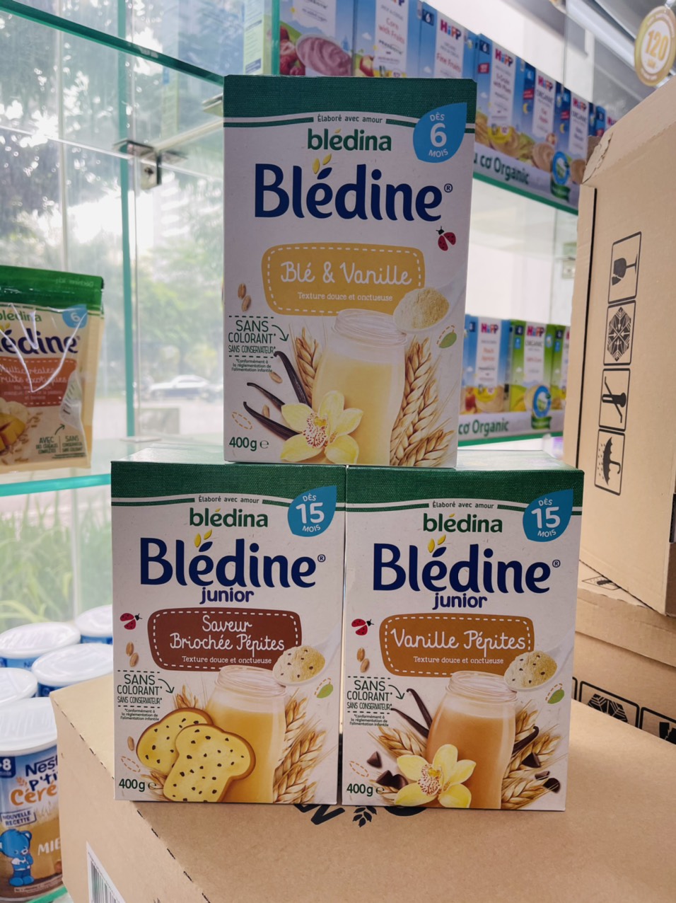 Bột pha sữa Bledina vị vani 15m+ date 2025
