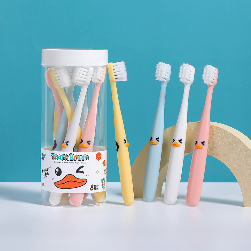 Set 8 chiếc bàn chải đánh răng cho bé từ 3-6 tuổi