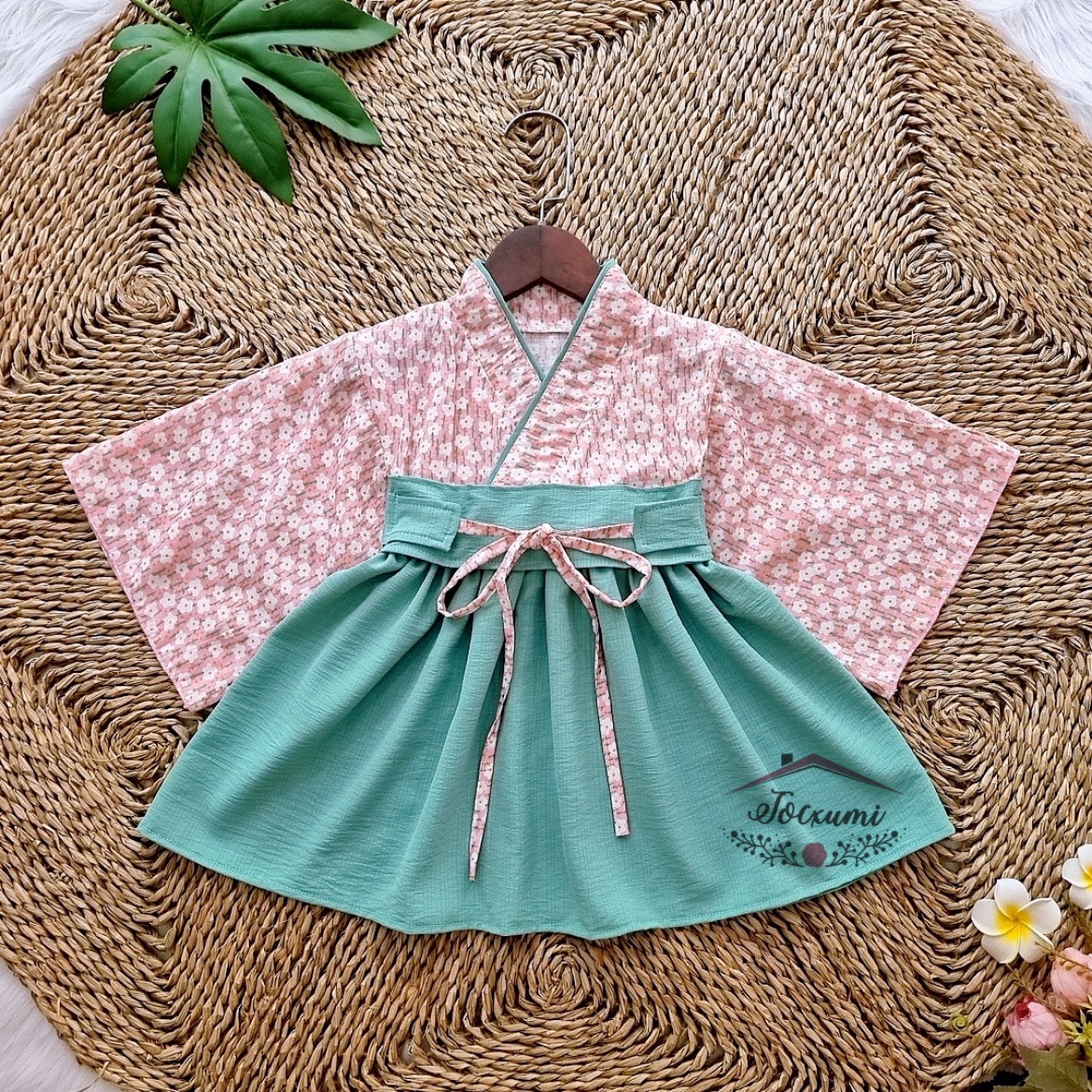 [THIẾT KẾ] KIMONO HOA HỒNG CÁCH TÂN CHO BÉ YÊU [HÀNG ĐẸP] - Tocxumi