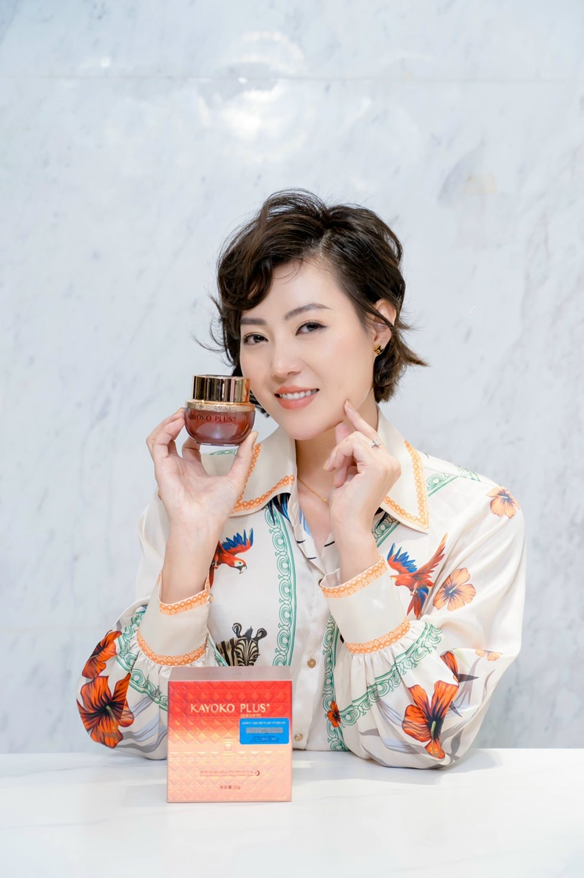 Bộ Mỹ Phẩm Kayoko Plus+ Đỏ cao cấp 6in1