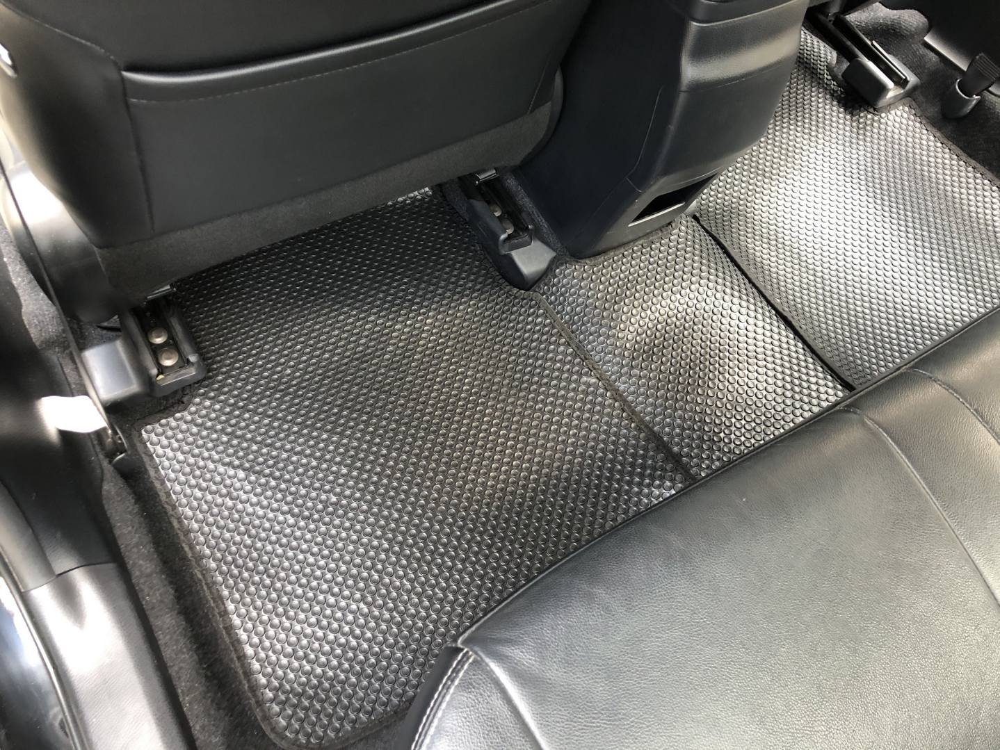 Car mat for Altis BackLiners (Beige)