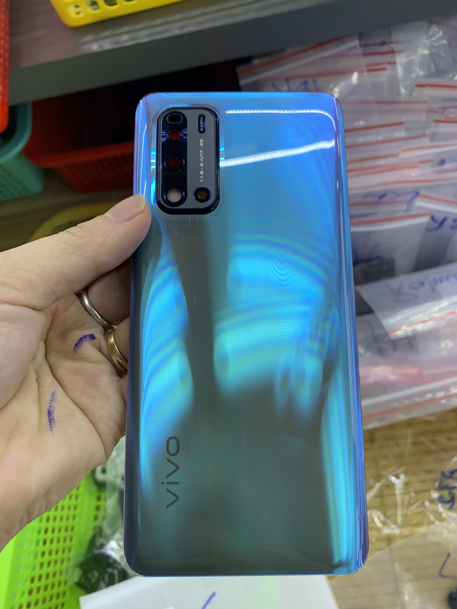 Kính lưng vivo v19 zin hãng