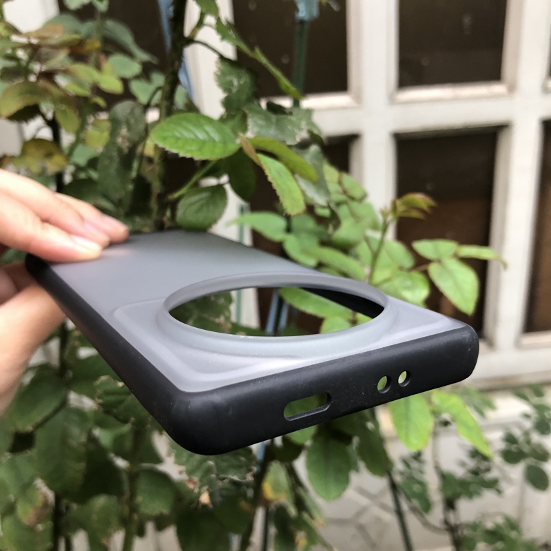 Ốp lưng Xiaomi 12S Ultra viền dẻo lưng nhám