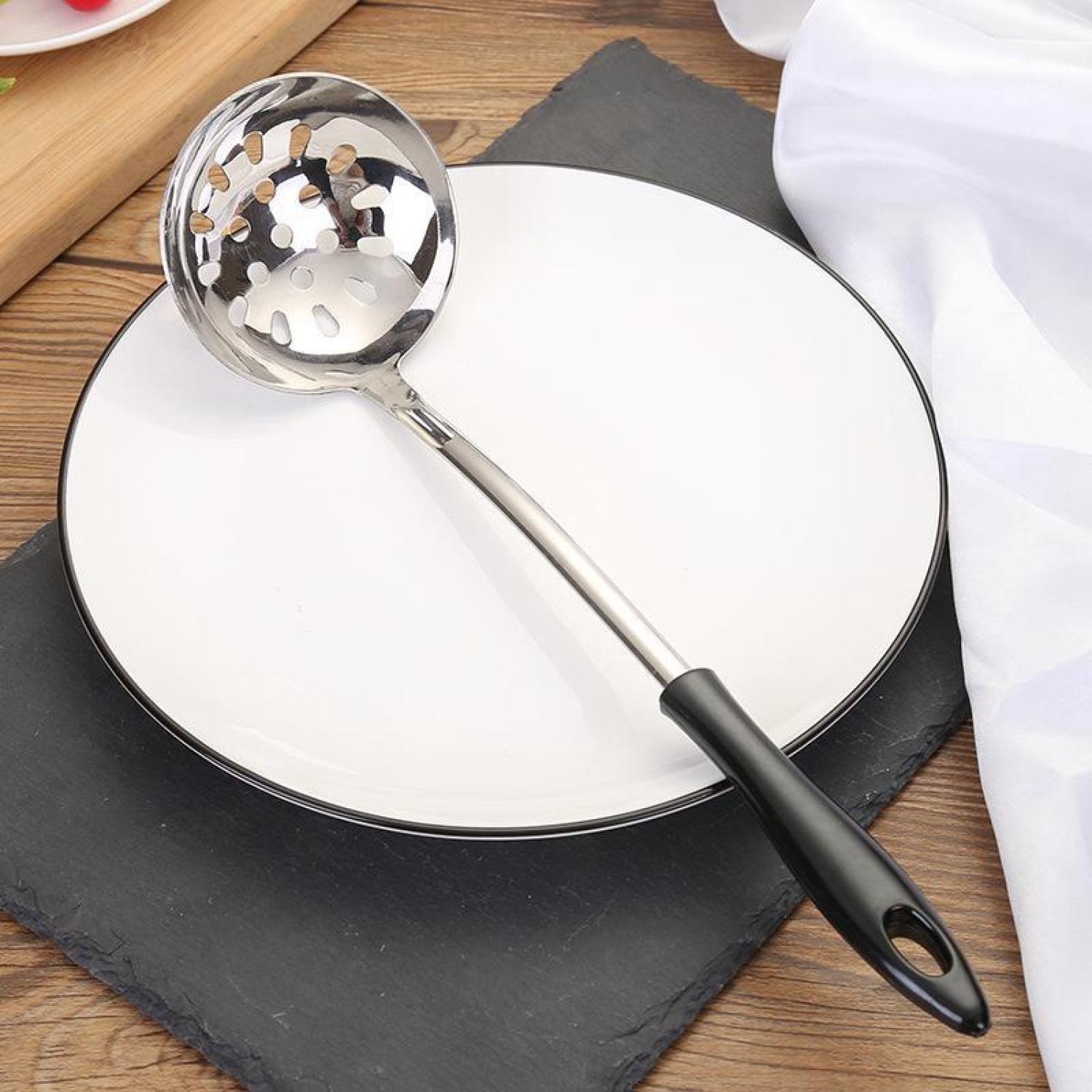 Vá lỗ múc canh inox 304 cán vân gỗ