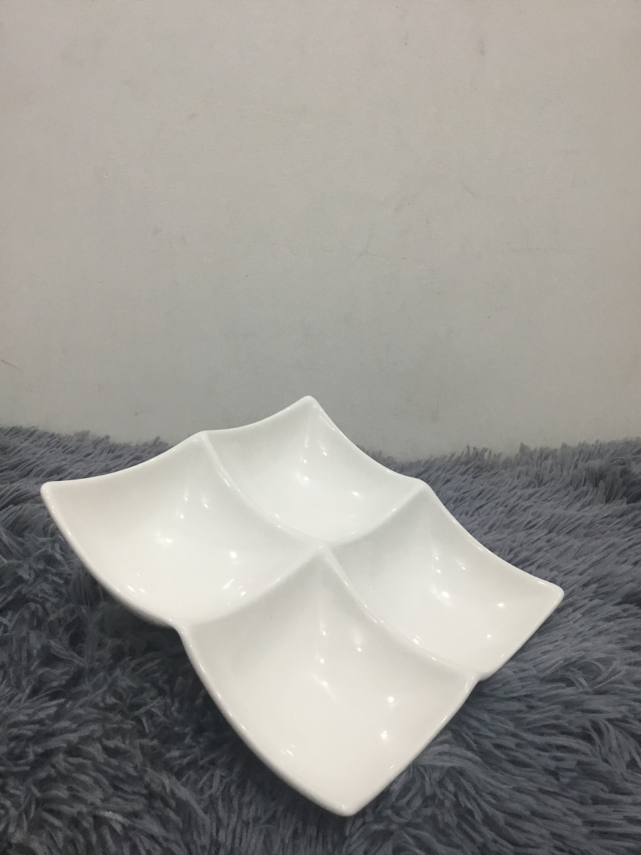 Dĩa vuông 4 ngăn 18 cm - gốm sứ việt
