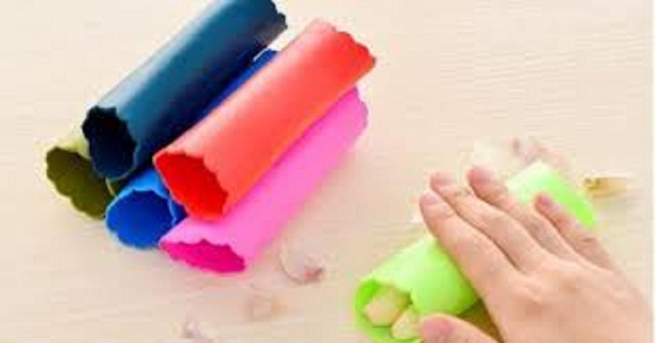[HCM]Dụng cụ bóc vỏ tỏi siêu nhanh