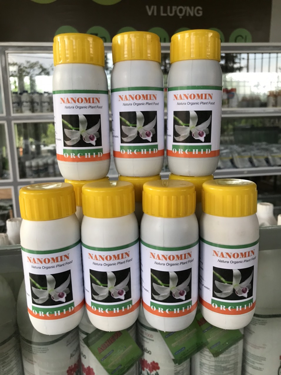 Phân bón Mỹ  NANOMIN cho hoa lan