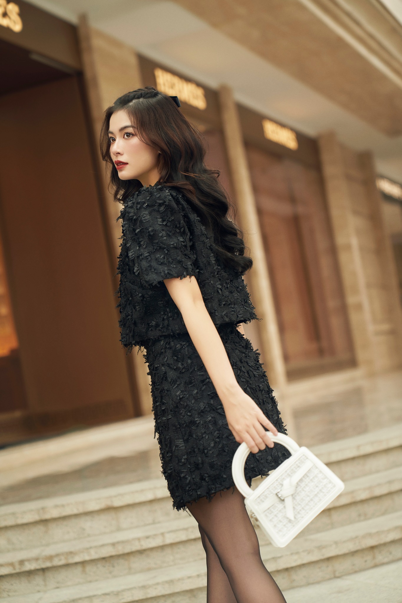 Voucher siêu sale 15% OLV - Áo Gigi Black Top