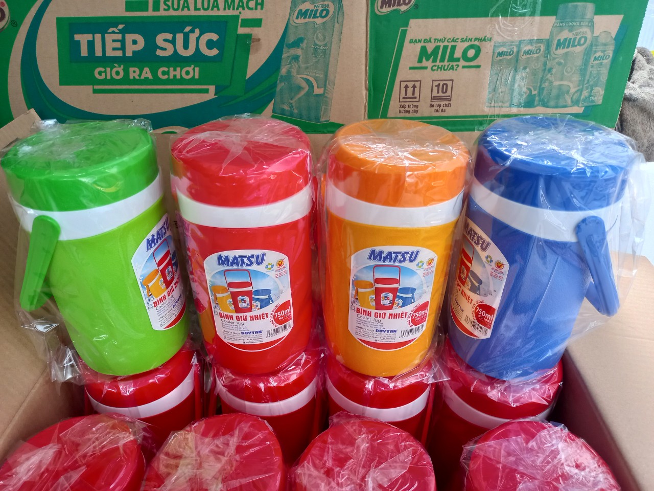 Bình giữ nhiệt 750 mL Duy Tân Matsu