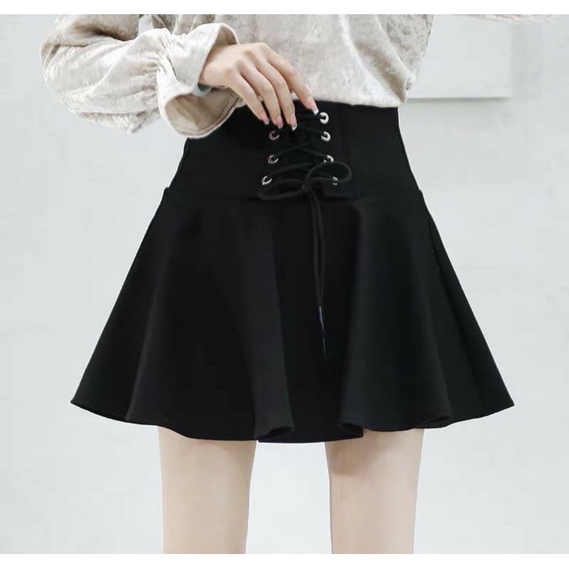 CHÂN VÁY XOÈ XỎ XINH ĐẸP