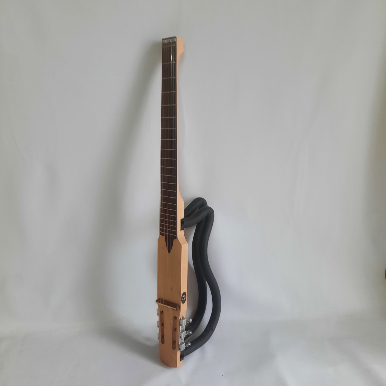 Đàn guitar silent dùng chung dây acoustic hoặc classic