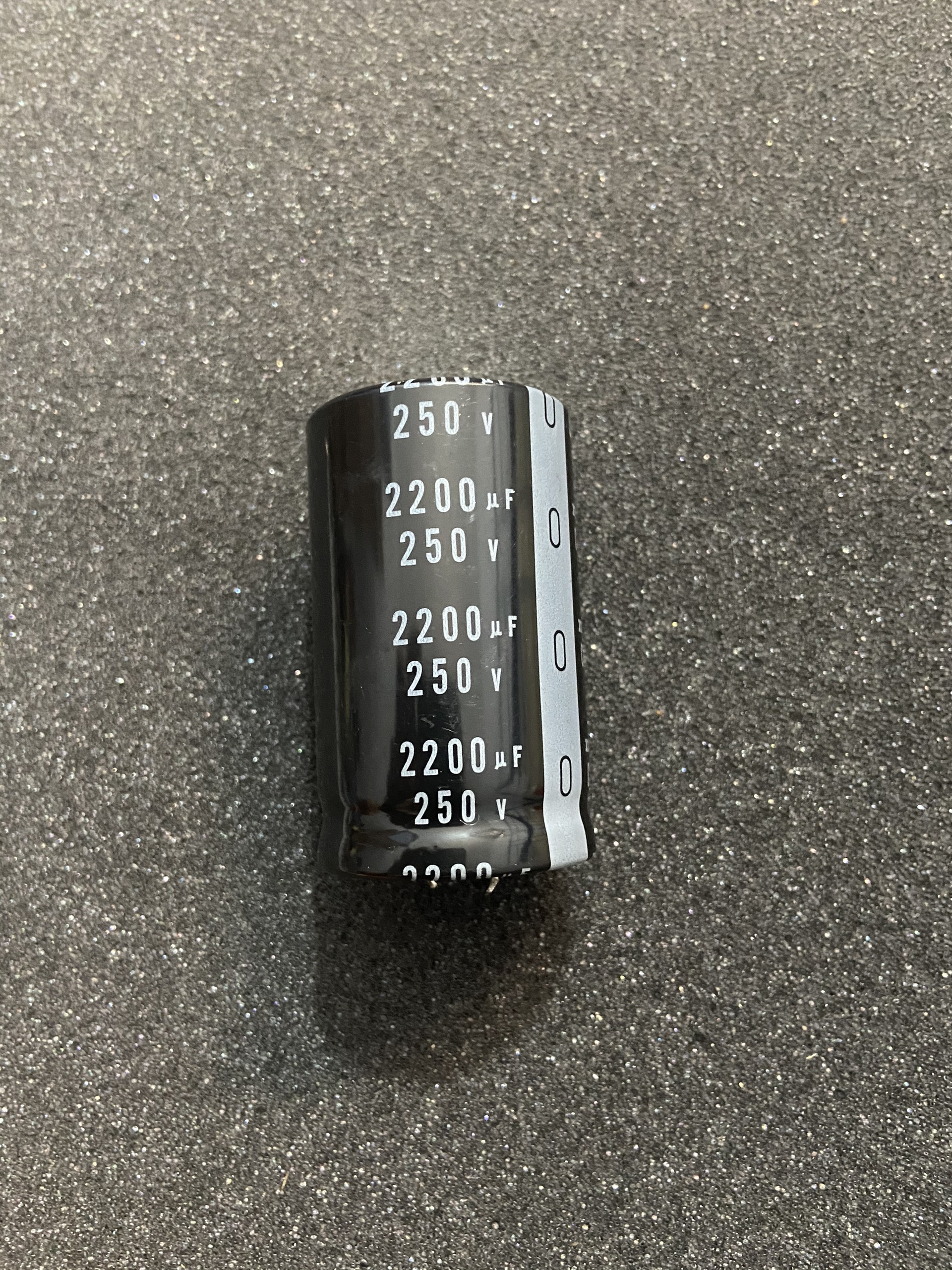 Tụ 250v 2200uf tụ lọc nguồn ráp main và amply