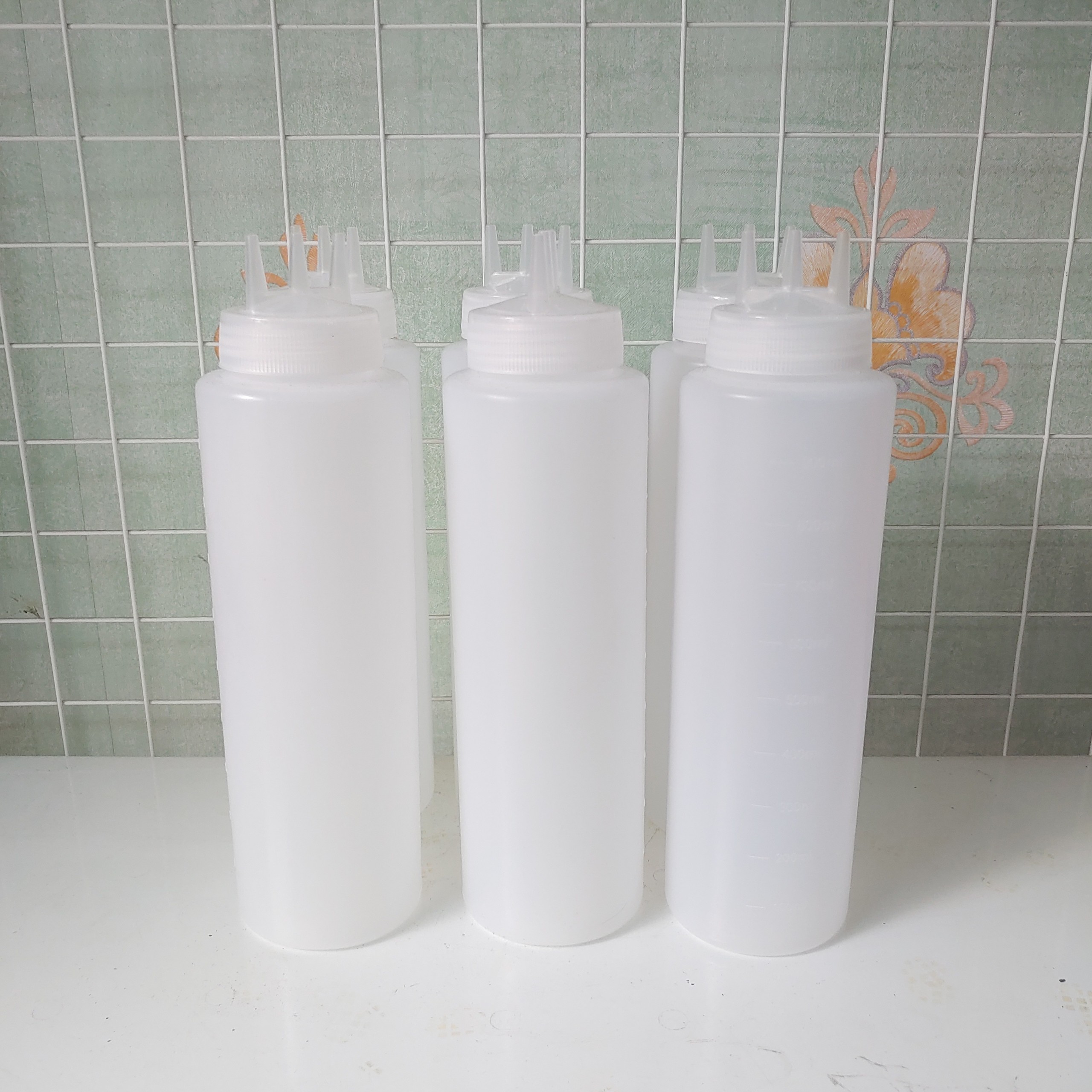 [HCM]Bình nhựa đựng nước sốt dung tích 1 lít