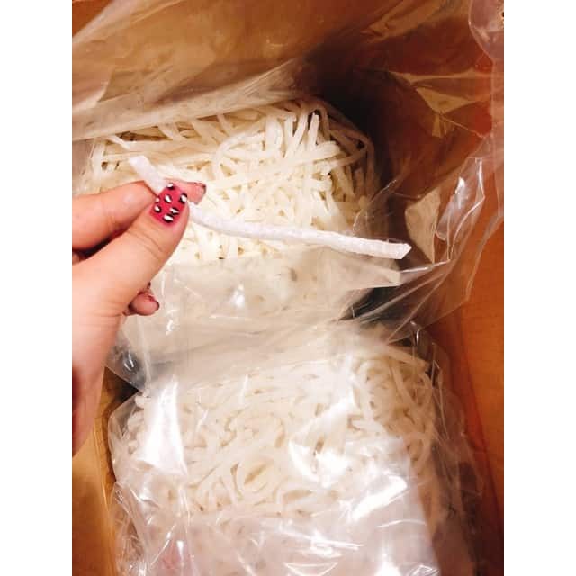 Mứt Dừa Non Dạng Sợi - Loại 1 Mới - 100G