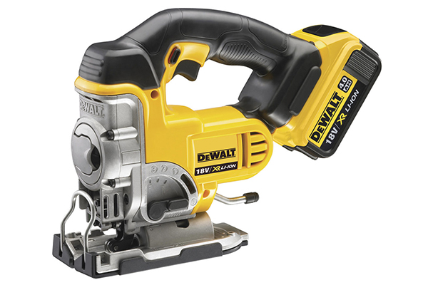 [Trả góp 0%]Máy Cưa Cầm Tay 18V Dewalt Dcs331M2 Dewalt DCS331M2