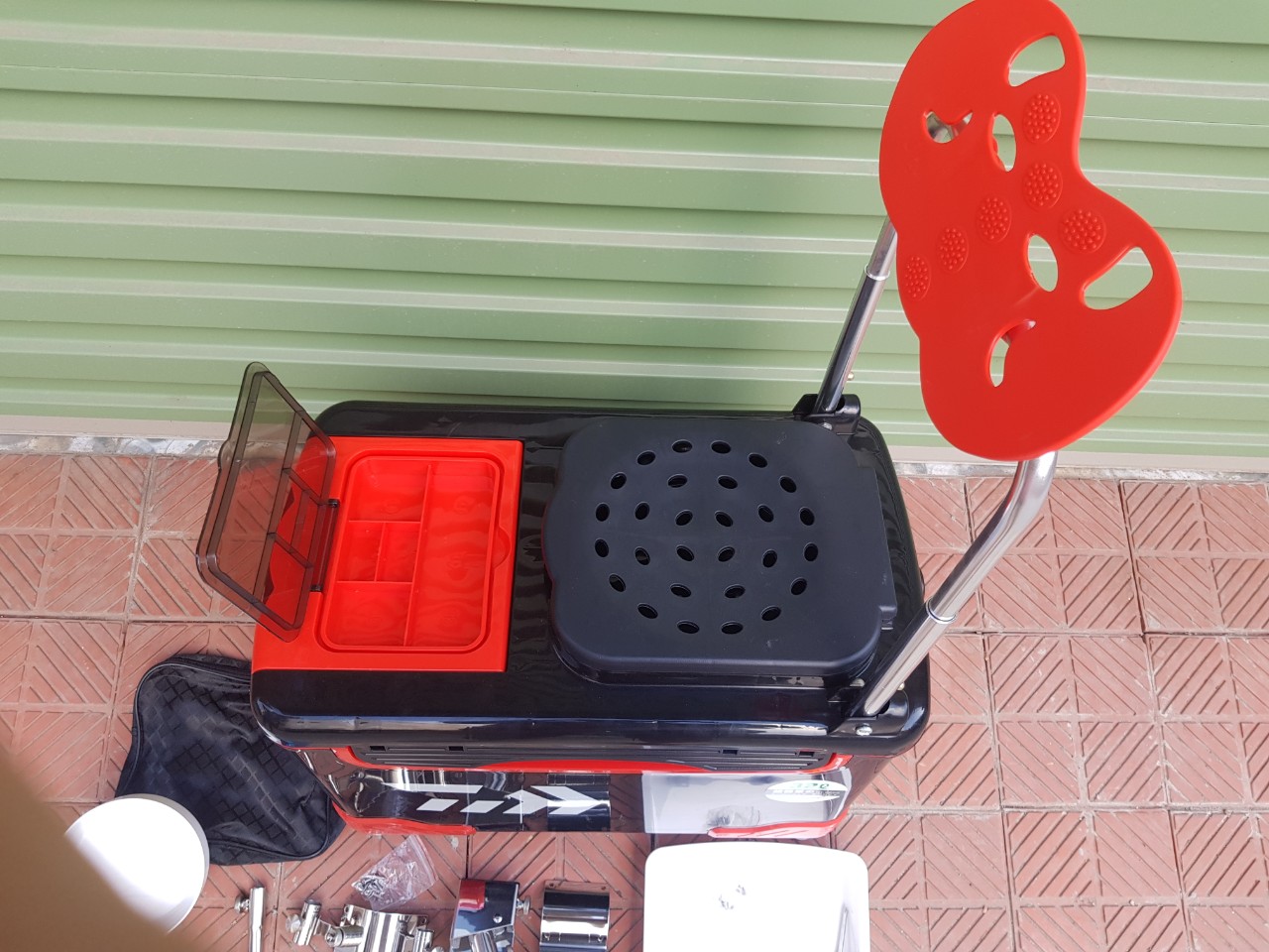 Thùng Câu Đài Daiwa 32 Lít