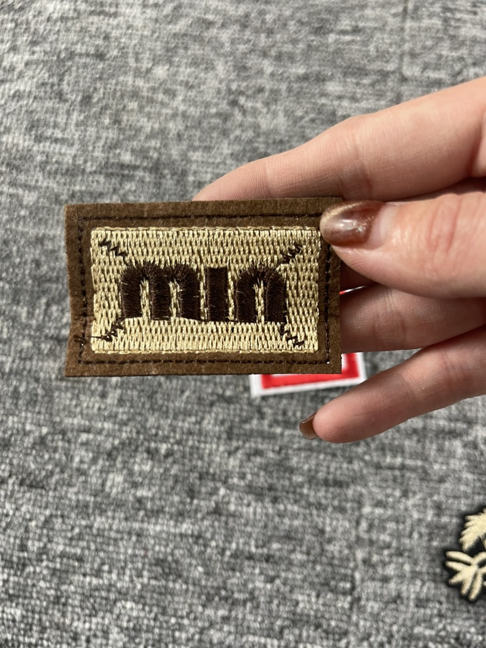 Miếng Sticker Thêu Ủi hình miu miu