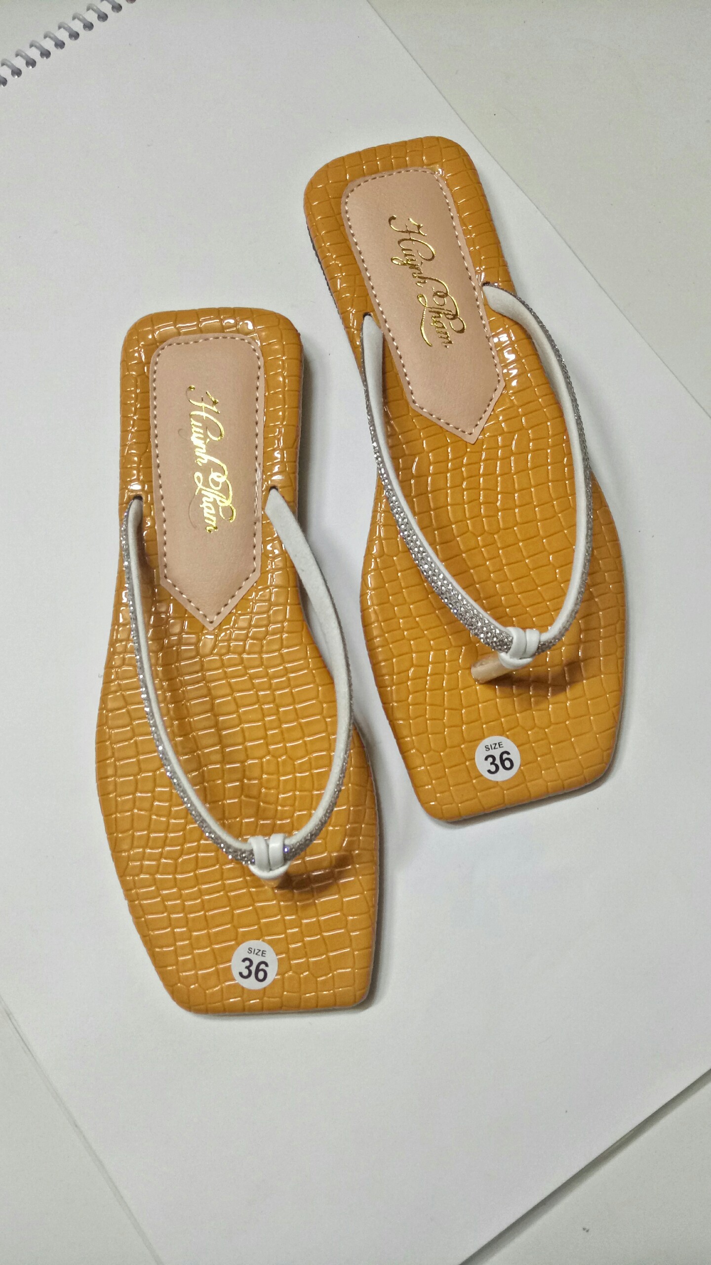 [ HOT] DÉP KẸP NỮ ĐẾ BỆT ĐÍNH ĐÁ CỰC SANG