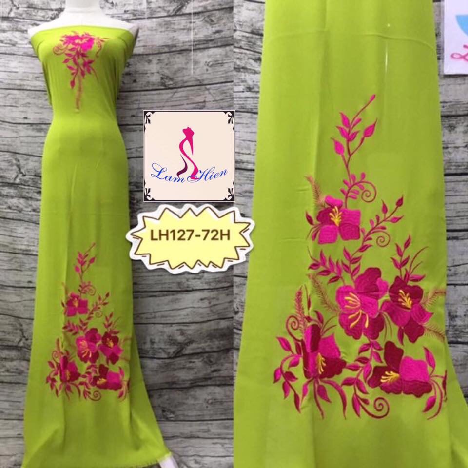 Vải áo dài thêu ( 200k giảm còn 139k/áo) LH127