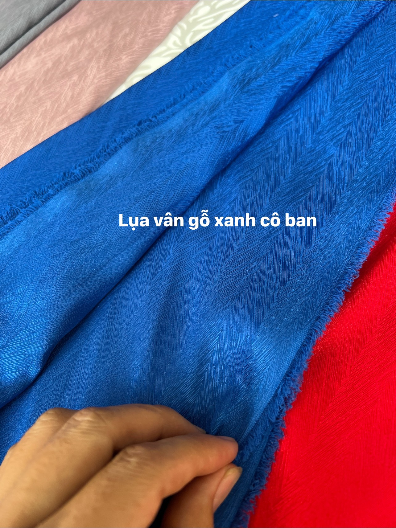VẢI LỤA GẤM , LỤA VÂN GỖ MỀM ,CÓ GIÃN MAY SƠ MI , ĐẦM , BỘ ĐỒ LAM , ÁO BÀ BA