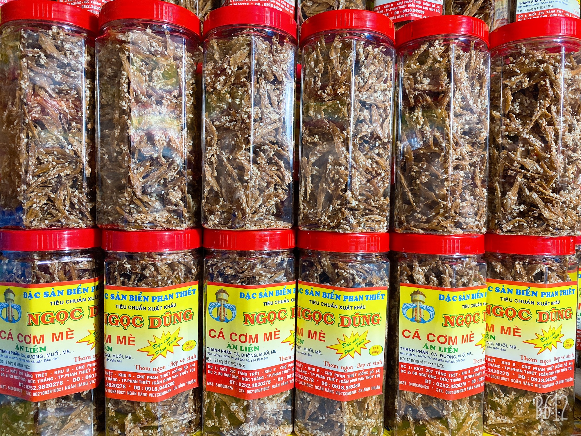 [FREESHIP MAX] Cá Cơm Mè ( ăn liền )  là món ăn ngon của SHOP. Hộp 200 gram. HSD 12 tháng kể từ ngày đặt hàng