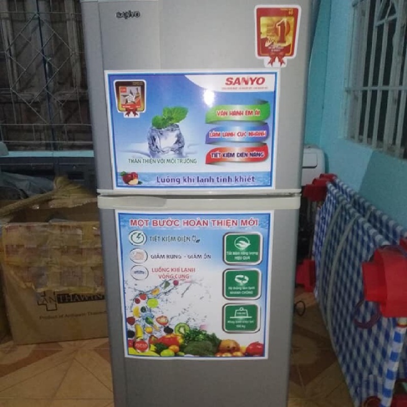 Tủ lạnh sanyo 160l làm đá làm mát cực nhanh