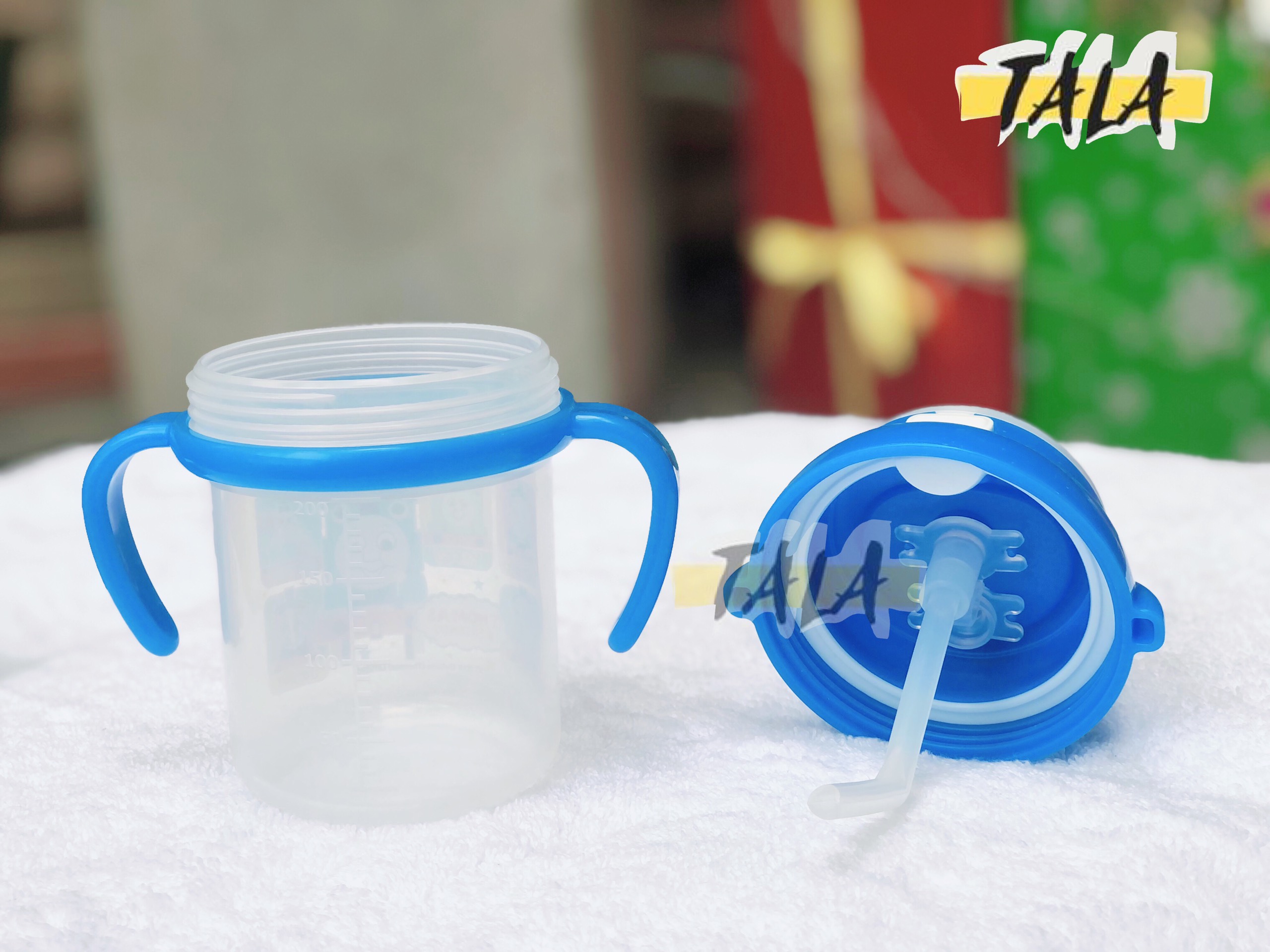 [HCM]Bình nước vòi hút hình Hello Kitty / Hoạt hình Thomas
