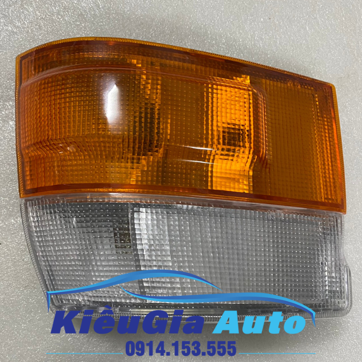 Đèn xi nhan Toyota Hiace 1998-2006