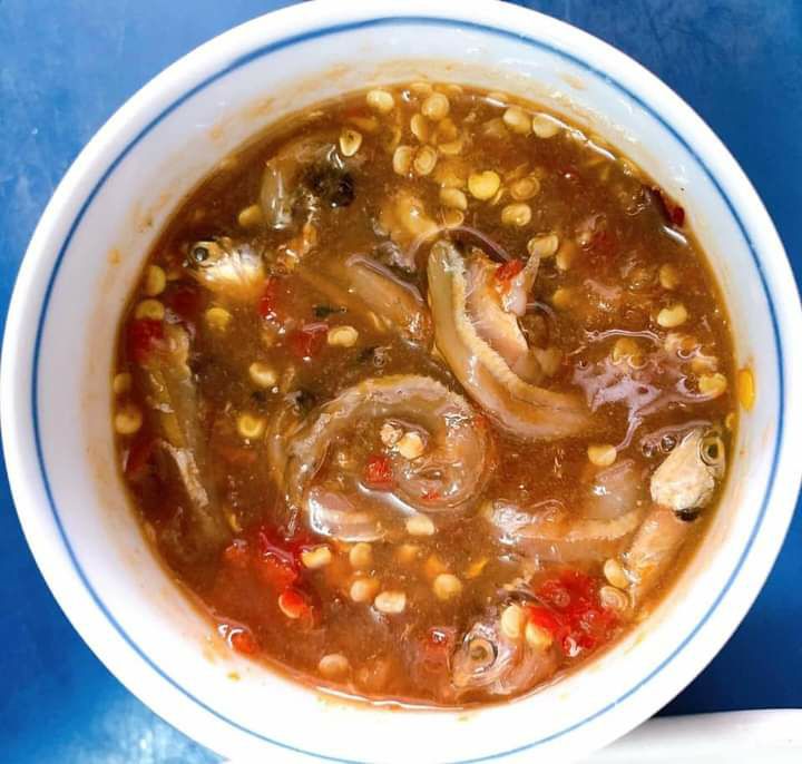mắm cá cơm quê ( chua chua ngọt mặn vừa ăn). 65.000/hủ 500g