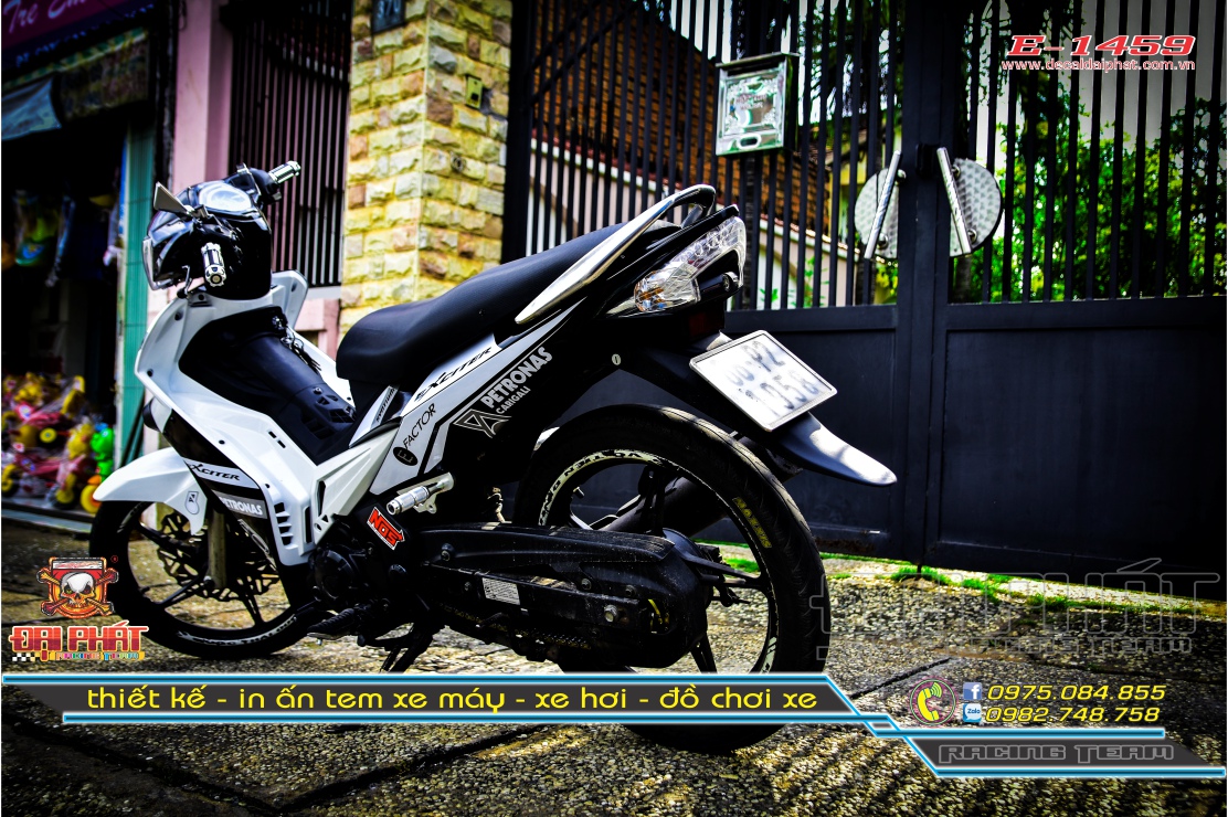Tem Rời Xe Exciter 2010 Đen Trắng