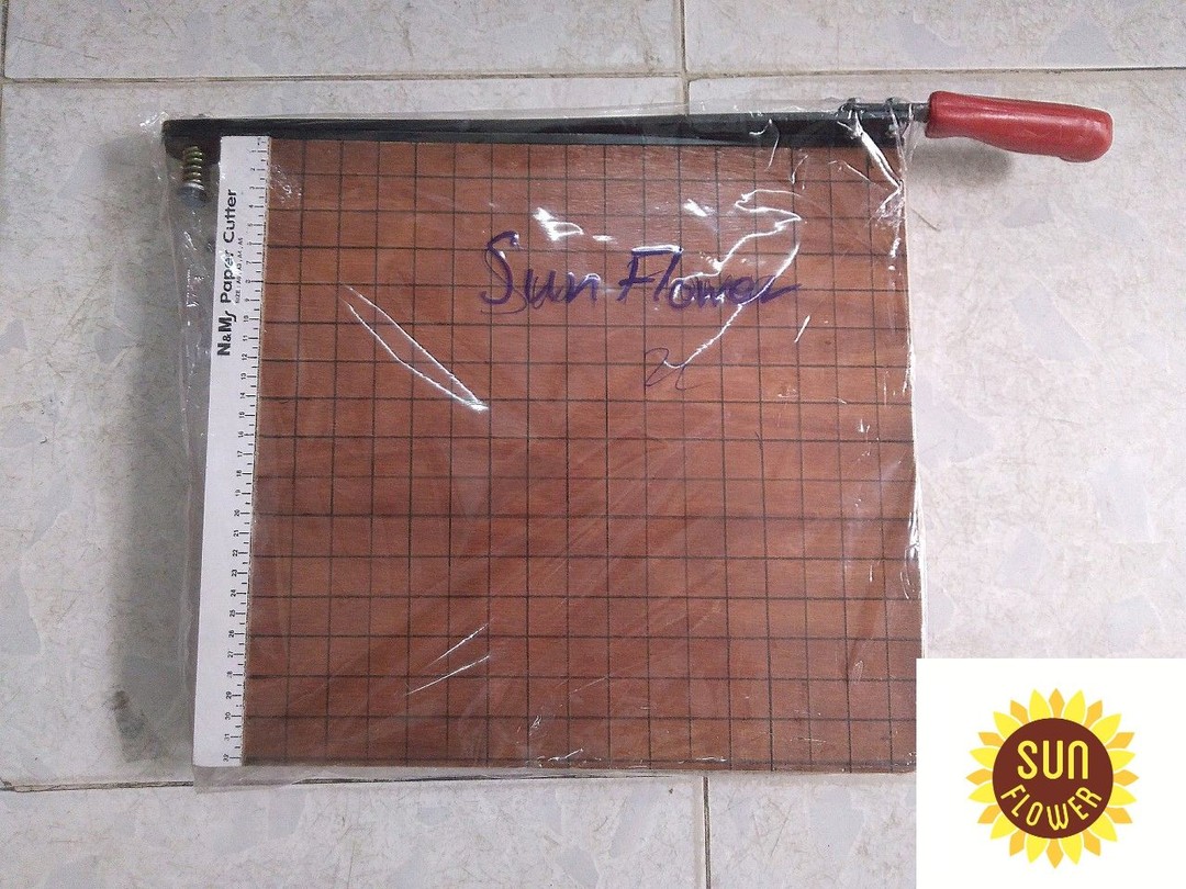 Bàn cắt giấy a4 bằng gỗ