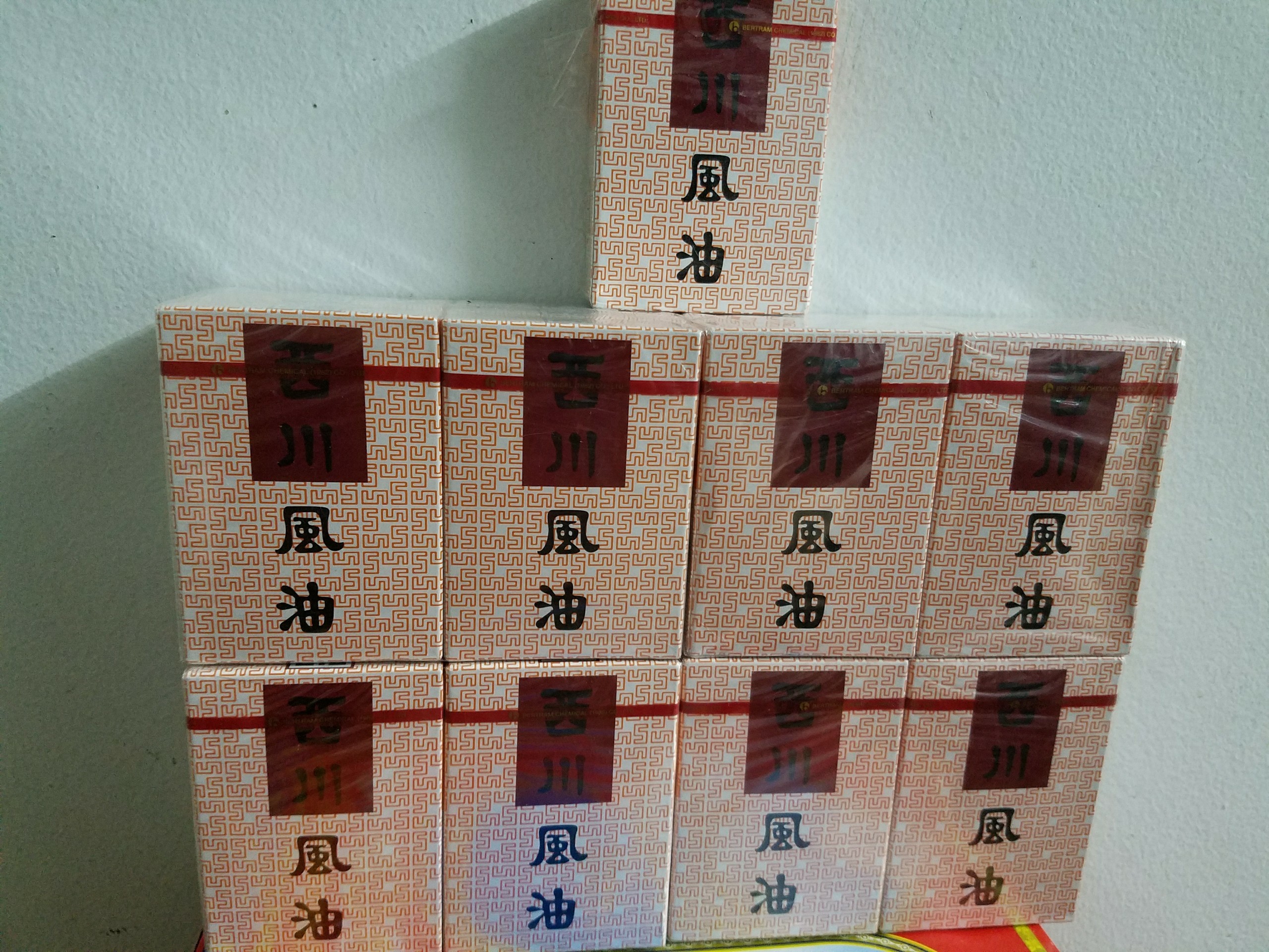 Lốc 12 chai Dầu nước trắng Thái Lan chai 3ml
