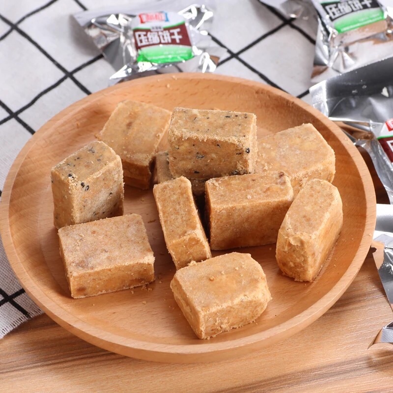1KG LƯƠNG KHÔ MINI MIX 3 VỊ NGỌT (cacao, đậu phộng, mè đen)