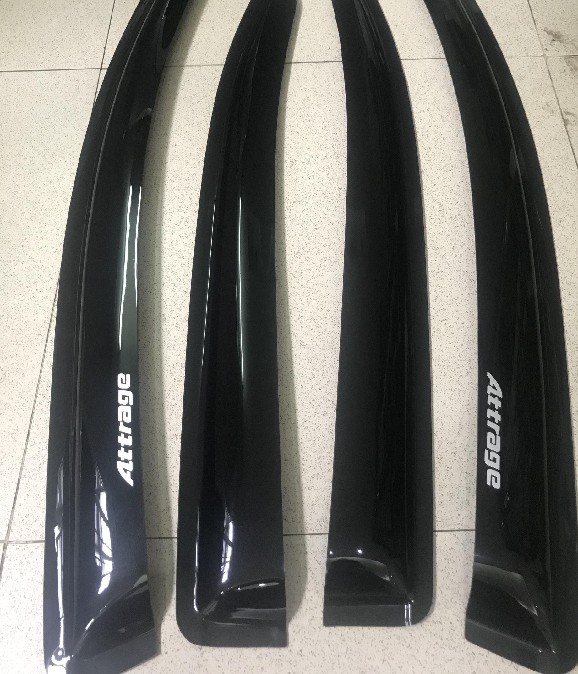 Bộ vè mưa đen xe Mitsubishi Attrage 2016-2019