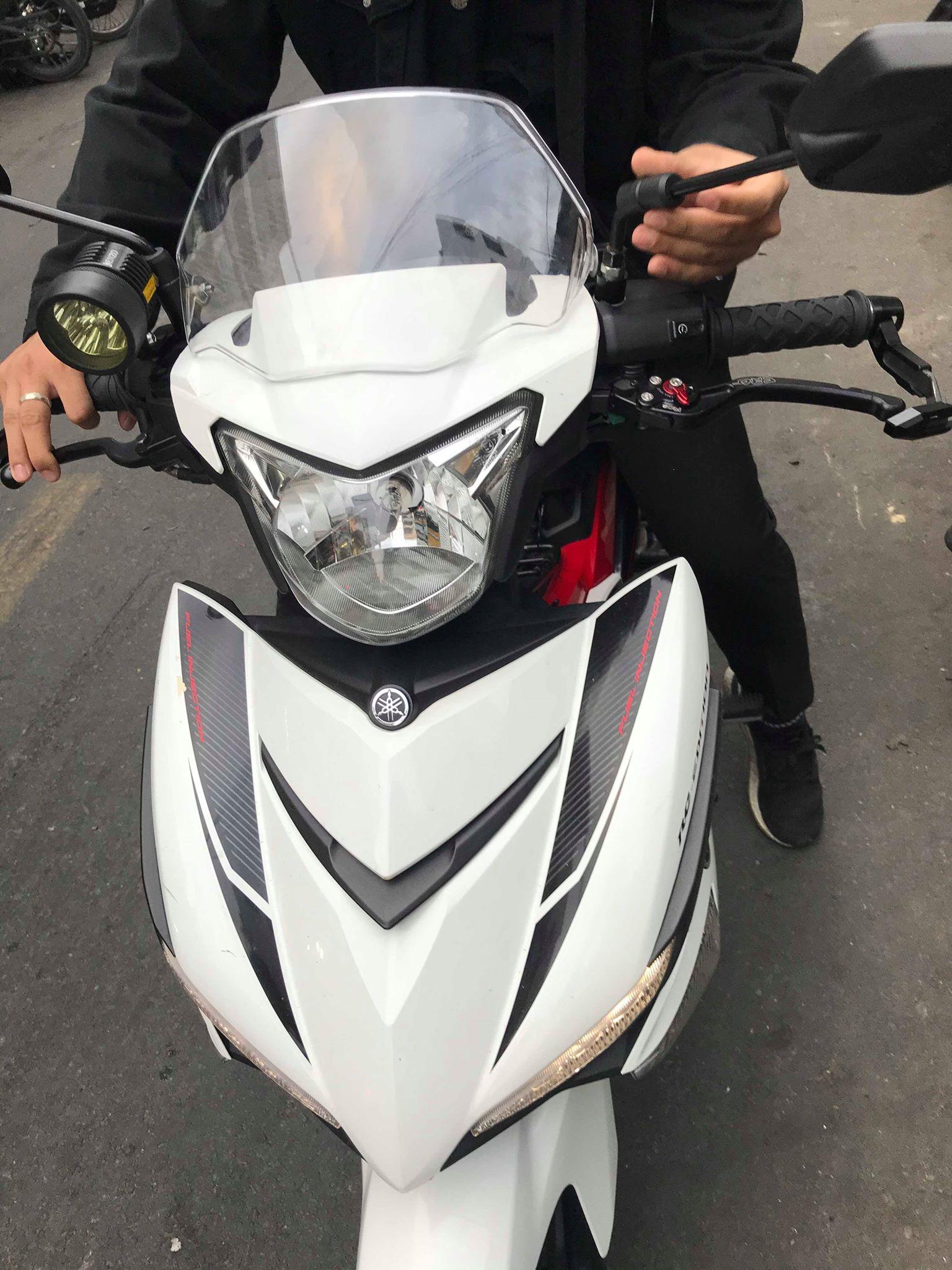 Chắn gió kiểu Sh cho ex150,vario