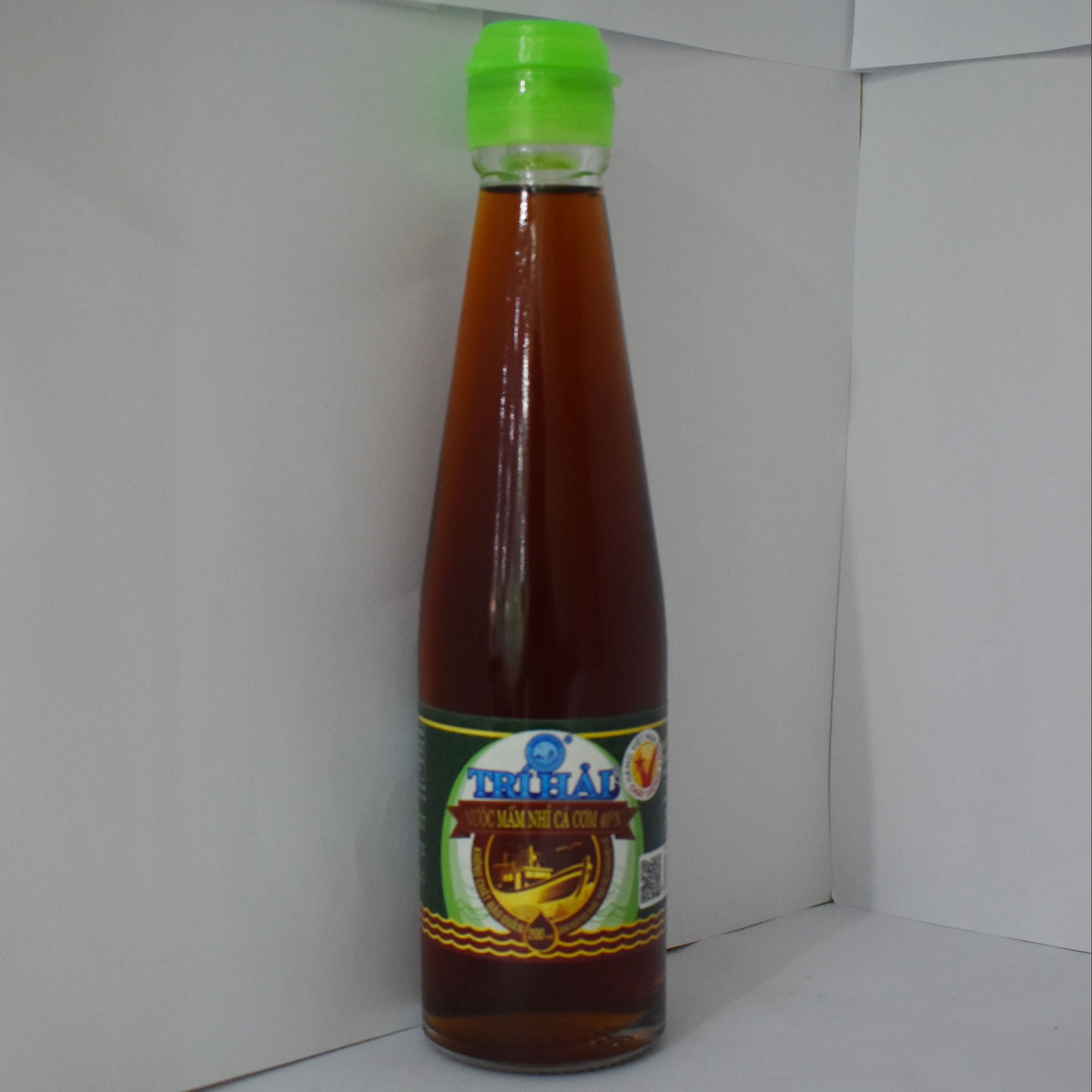 Nước Mắm ( NHỈ) cá cơm 40 độ -200ml Trí Hải